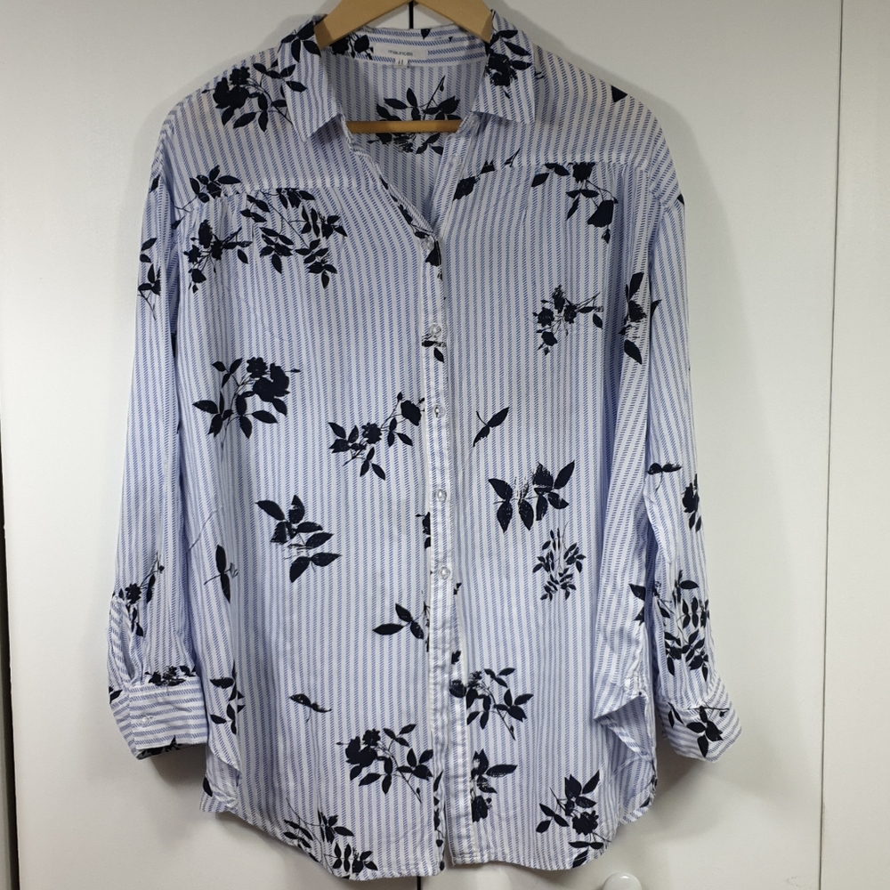 Maurices striped floral print blouse large fit  S